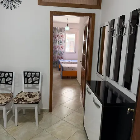Bana's 1 Apartamento Shëngjin